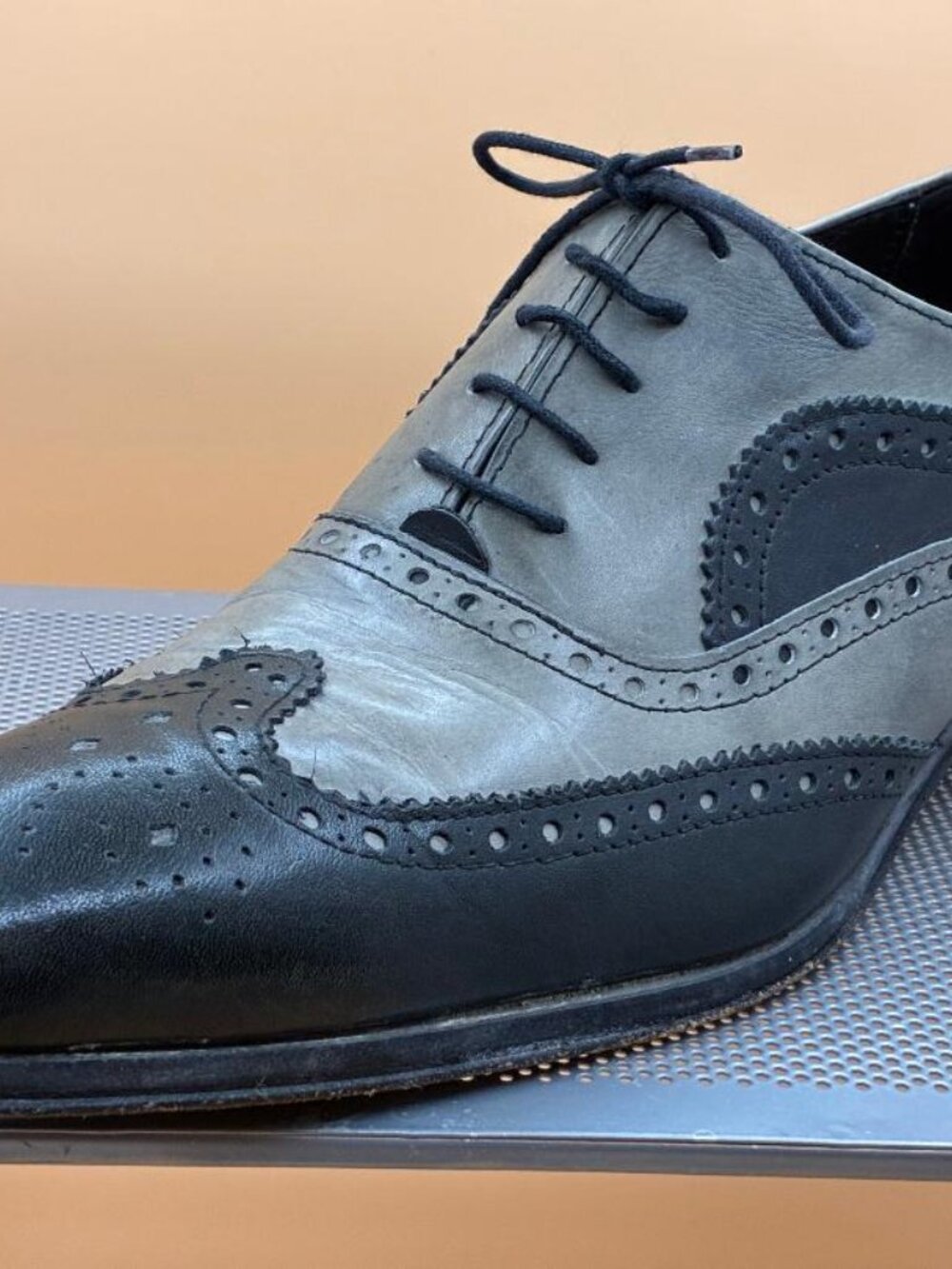 *EUC* DUCA Men’s Oxford Shoe Black & Grey Leather Lace Up Size 44 US 10.5 - Picture 9 of 9